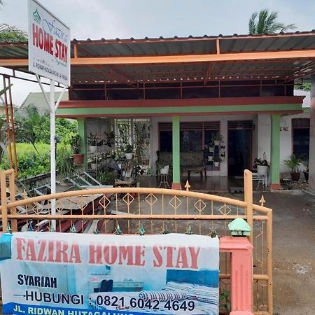 Oyo 91477 Fazira Home Stay Syariah Sibolga 外观 照片